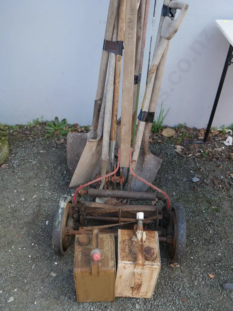 Garden tools, mower etc Image 1++