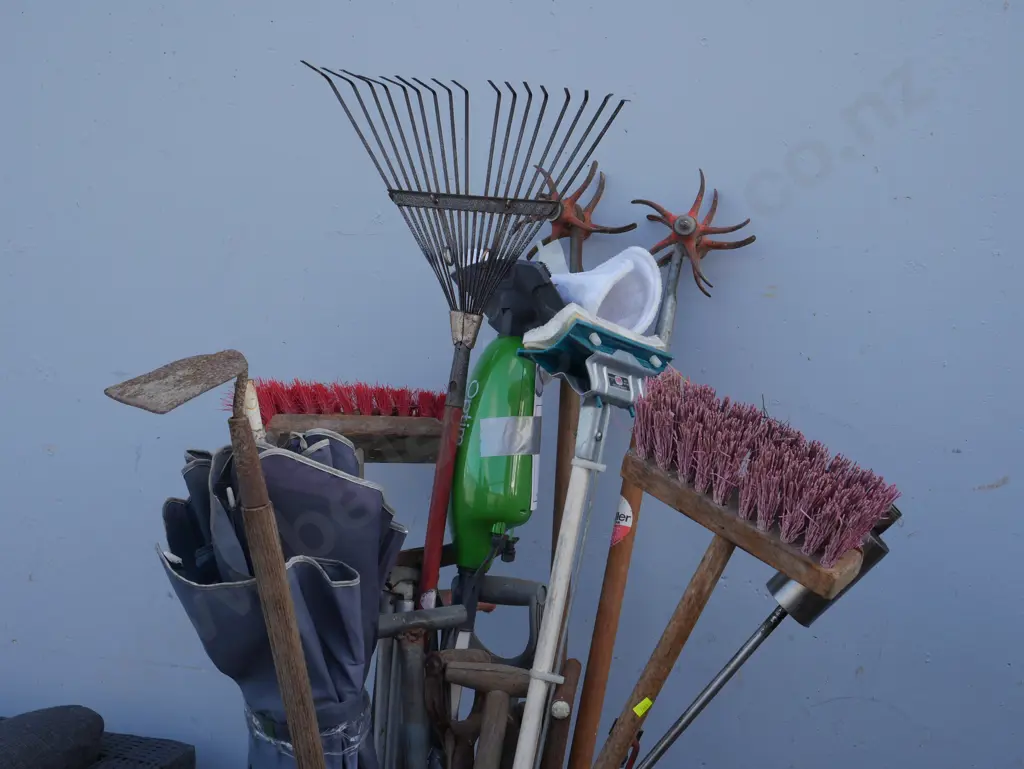 Garden tools Image 1++