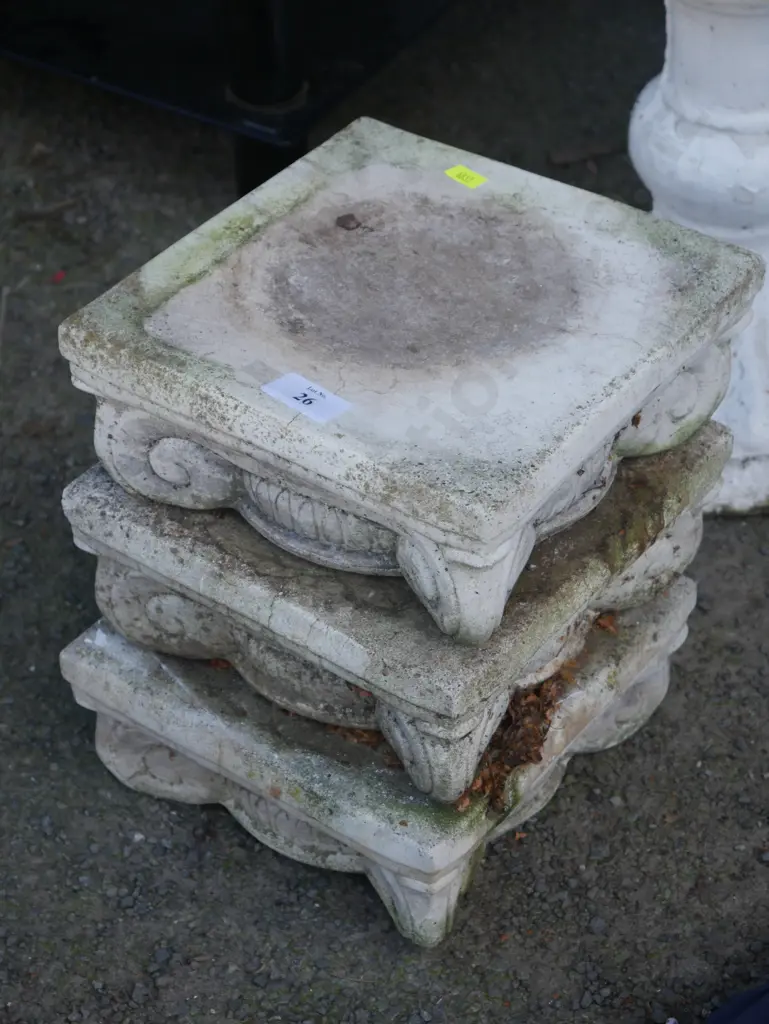 Concrete plant stands Image 1++