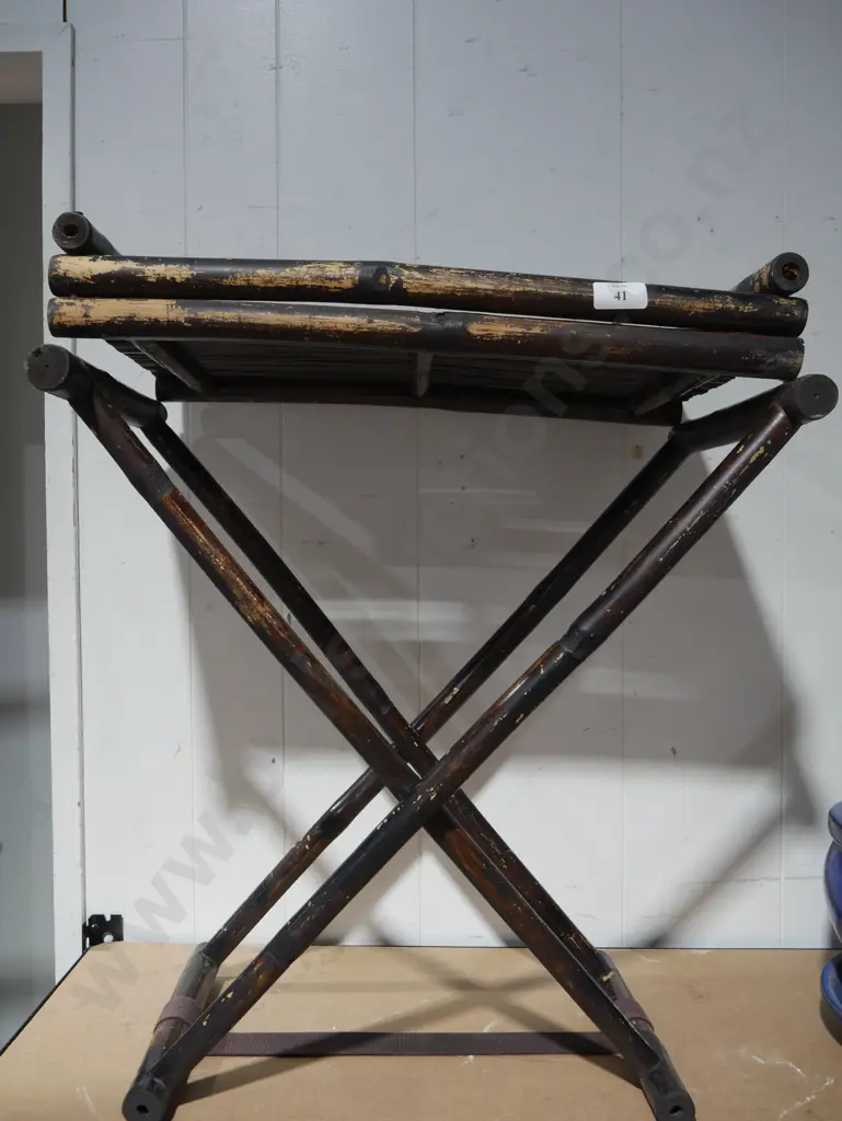 Cane butler's tray Image 1++