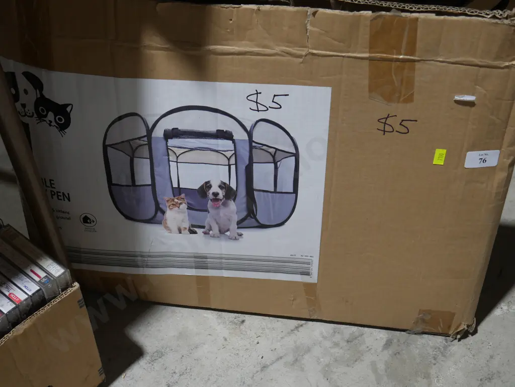 Folding pet play pen Image 1++