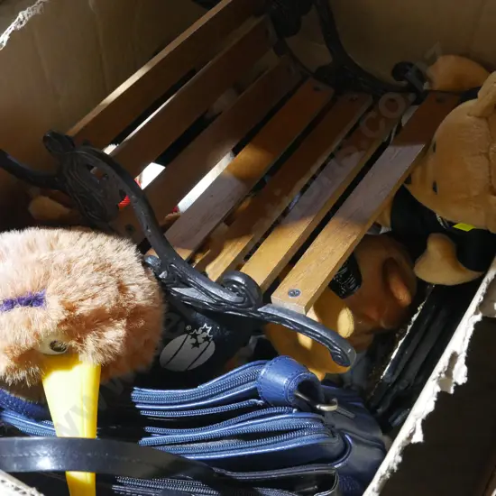 Bags, kiwi etc