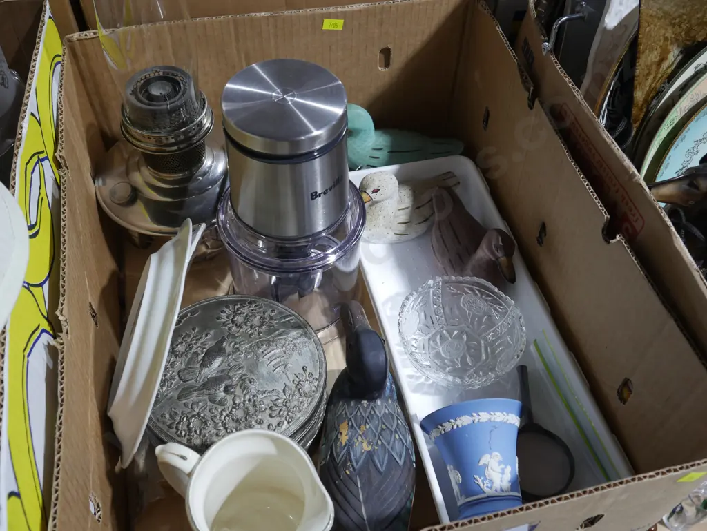 Ornaments, lamp etc Image 1++