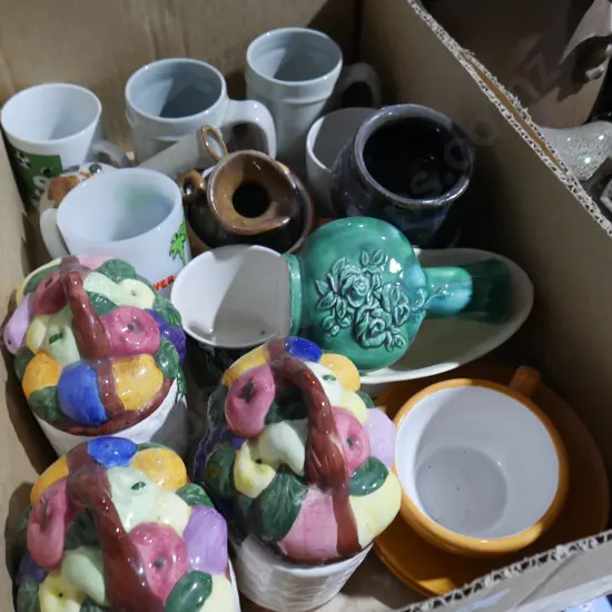 Containers , mugs
