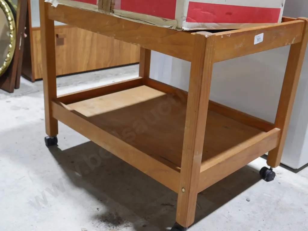 Tea trolley Image 1++