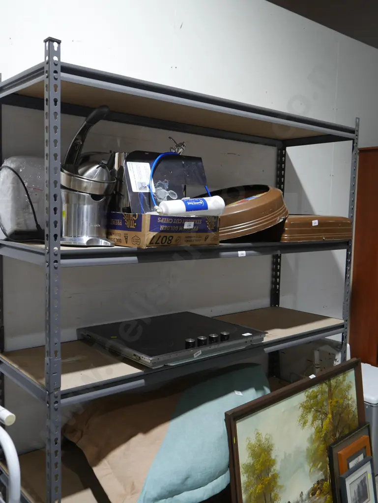Workshop shelves Image 1++