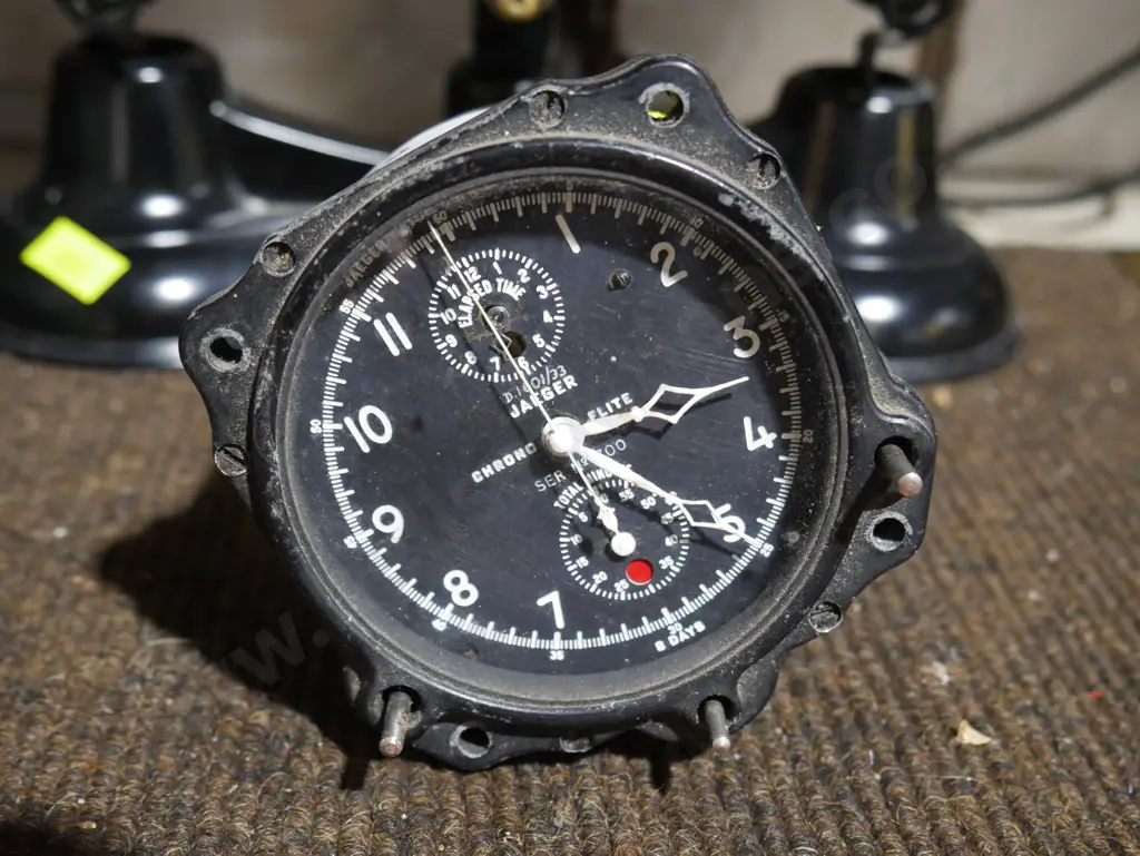Aircraft gauge Image 1++