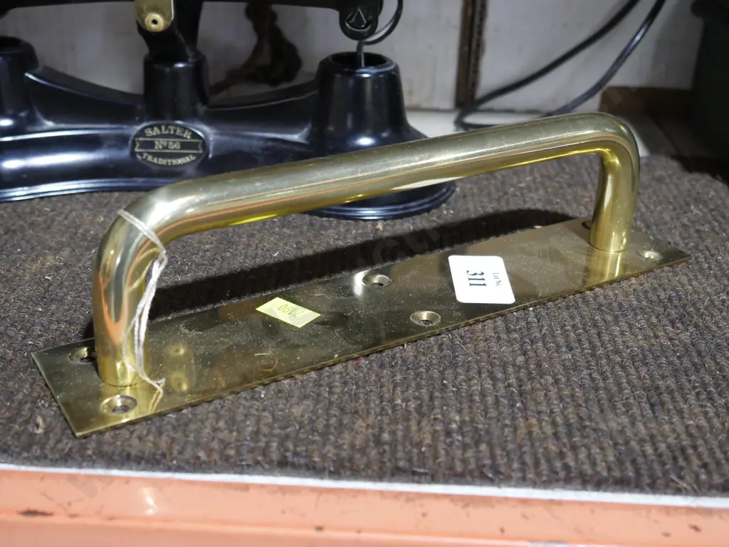 Brass handle Image 1++