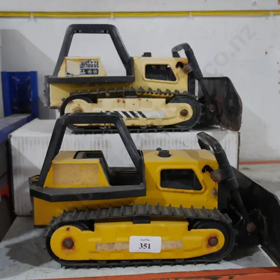 Toy bulldozers