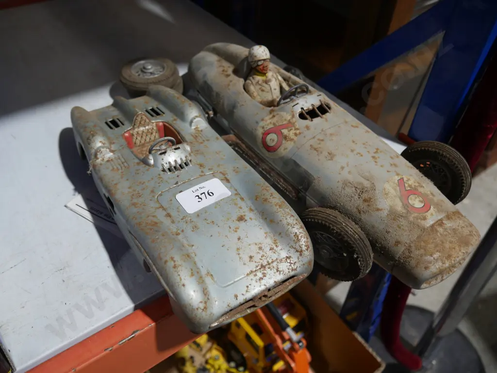 2 tin race cars Image 1++