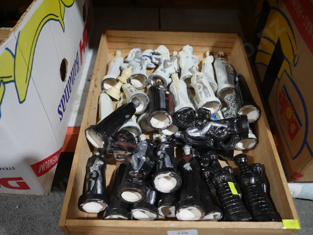 Chess pieces Image 1++
