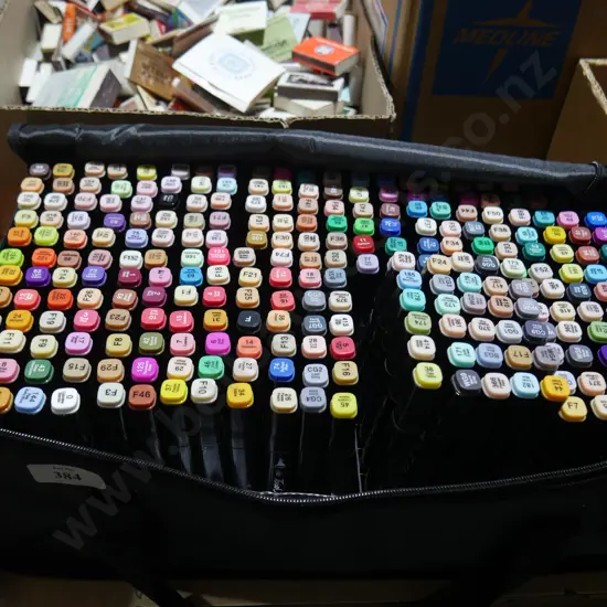 Art marker pens