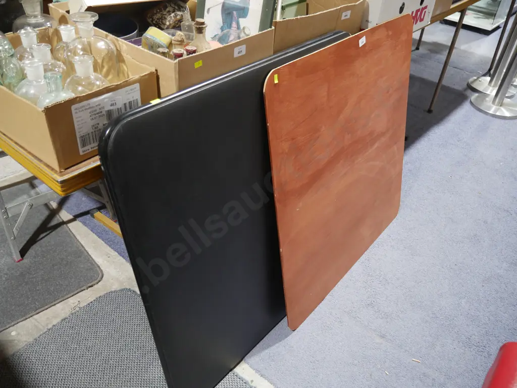 Folding table Image 1++