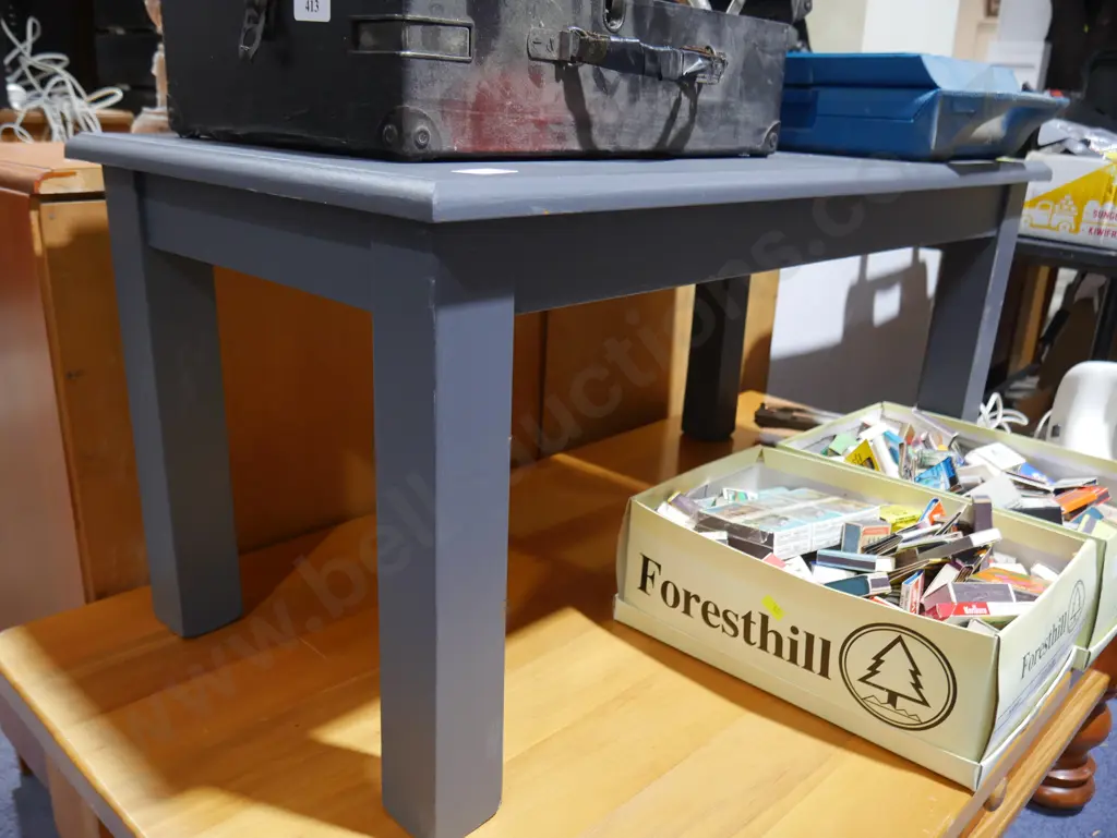 Coffee table Image 1++