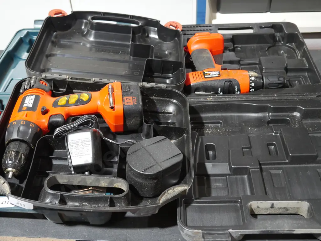 2 battery drills Image 1++