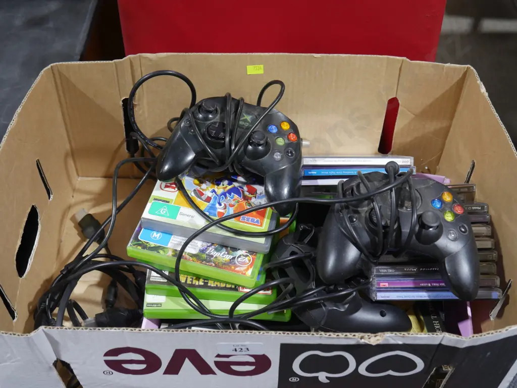 CDs ,  X box games Image 1++