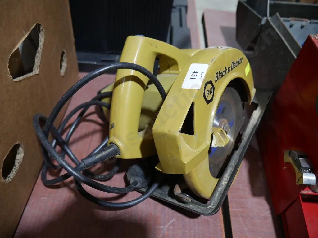 Circular Saw Image 1++