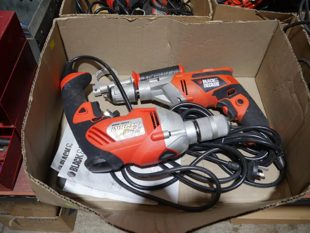 2 electric drills Image 1++