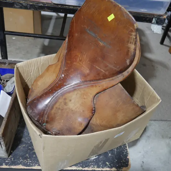 Horse saddle