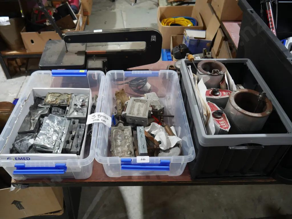 Lead soldier moulds and furnace Image 1++