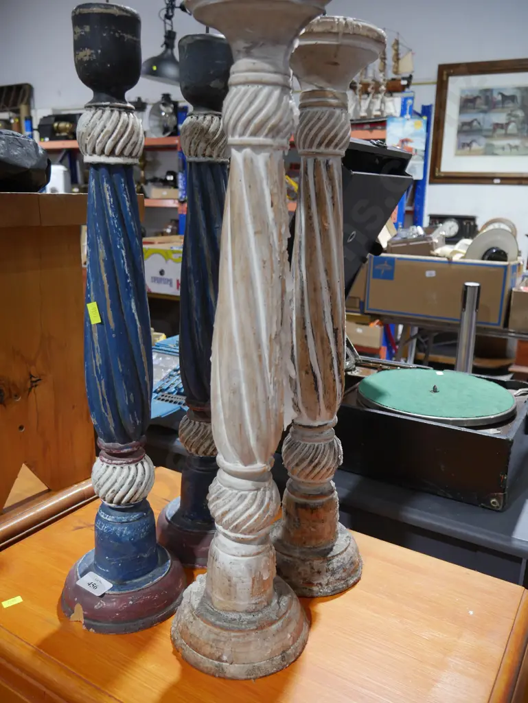 4 candle sticks Image 1++