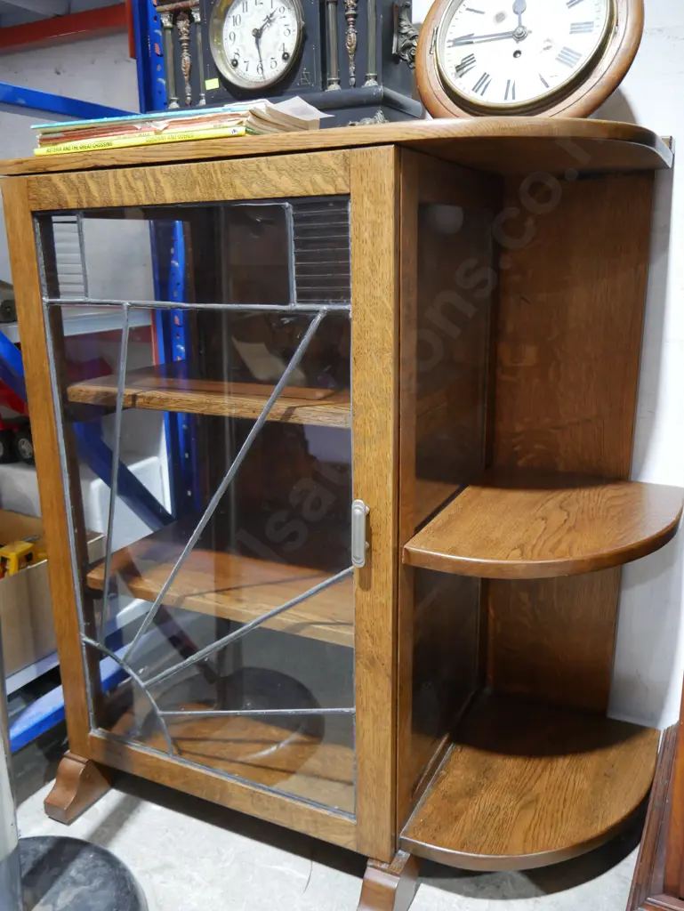 Oak leadlight cabinet Image 1++