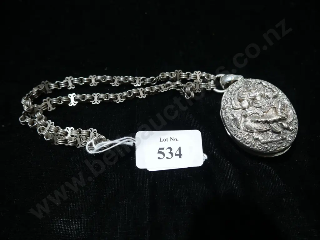 Silver locket Image 1++