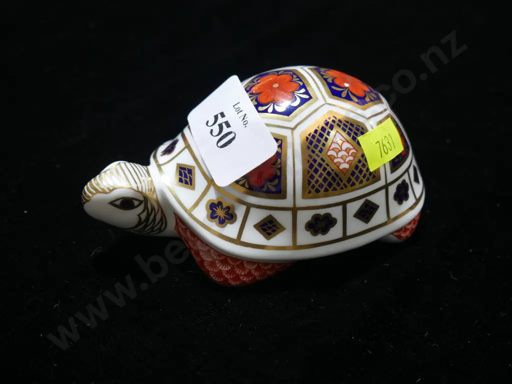 Crown Derby turtle Image 1++
