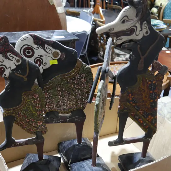 Wooden figurines
