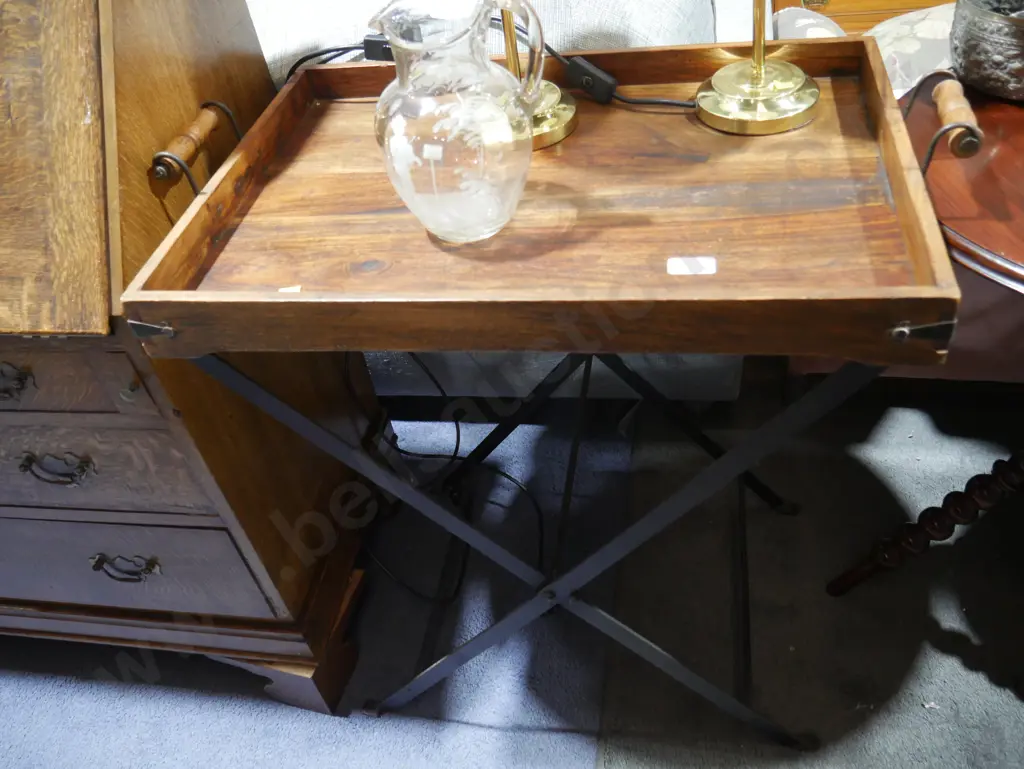 Butler's tray Image 1++