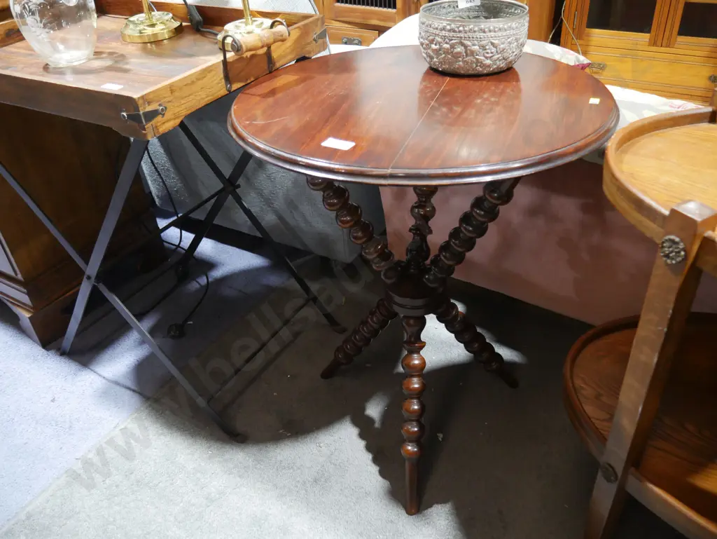 Occasional table Image 1++