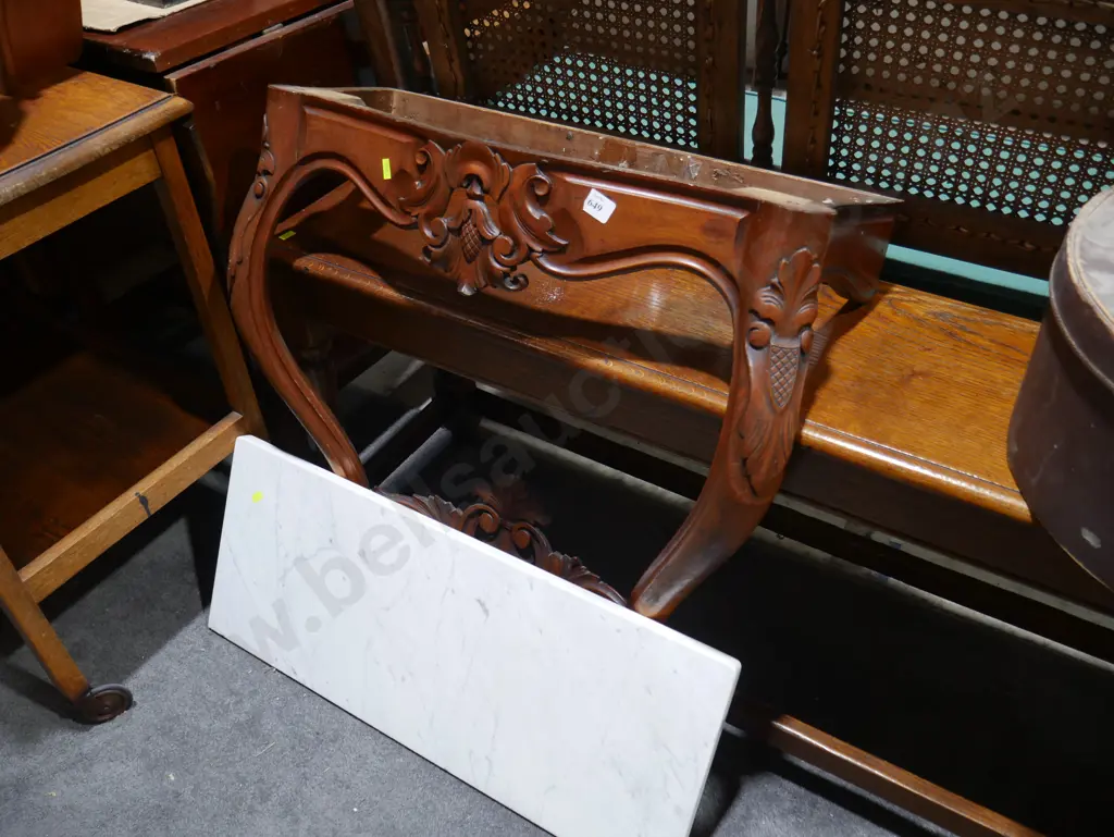 Hall table marble top Image 1++