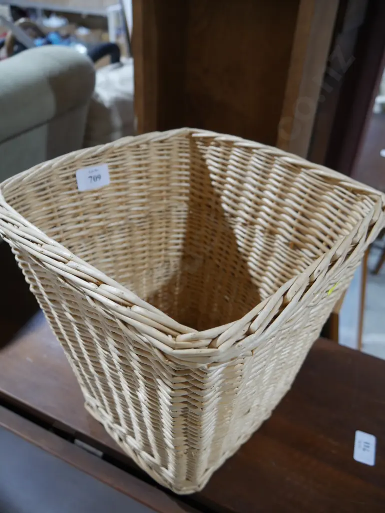 Basket Image 1++