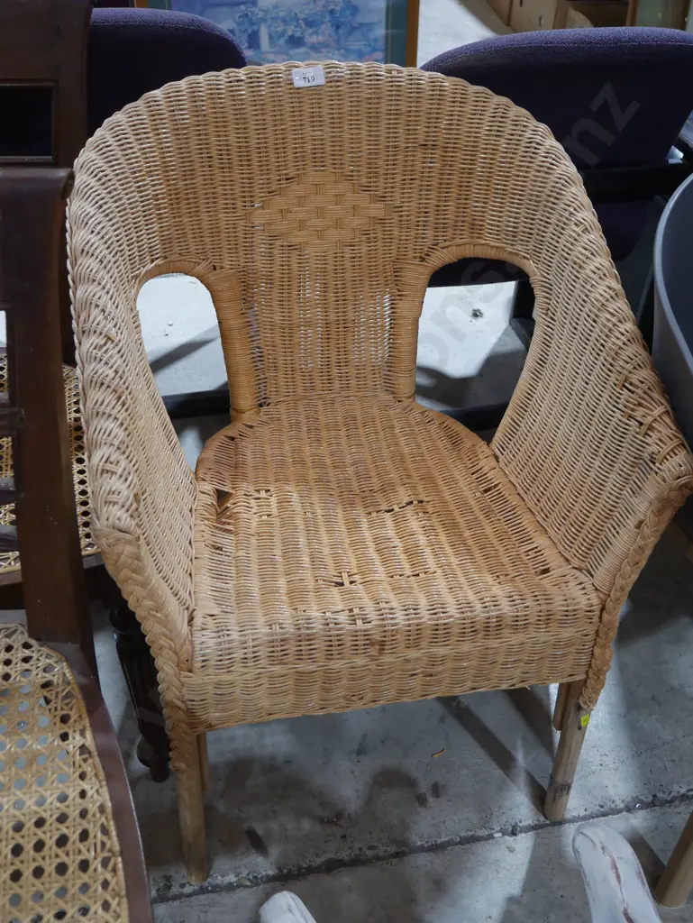Cane chair Image 1++