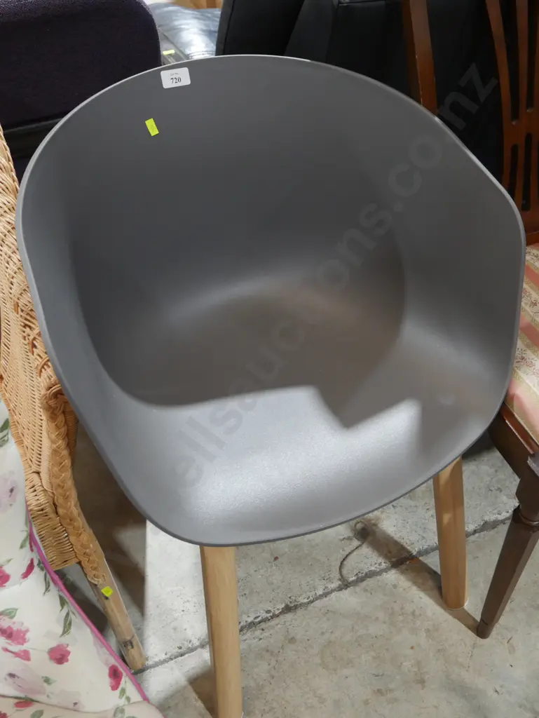 Modern chair Image 1++