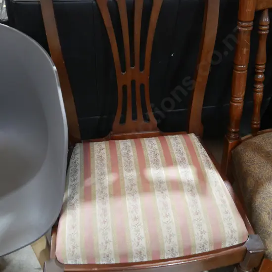 Dining chair