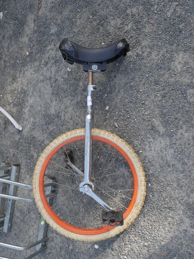 Unicycle Image 1++