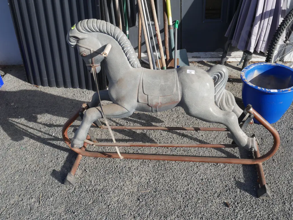 Rocking horse Image 1++