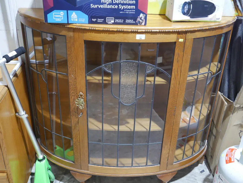 Leadlight china cabinet Image 1++