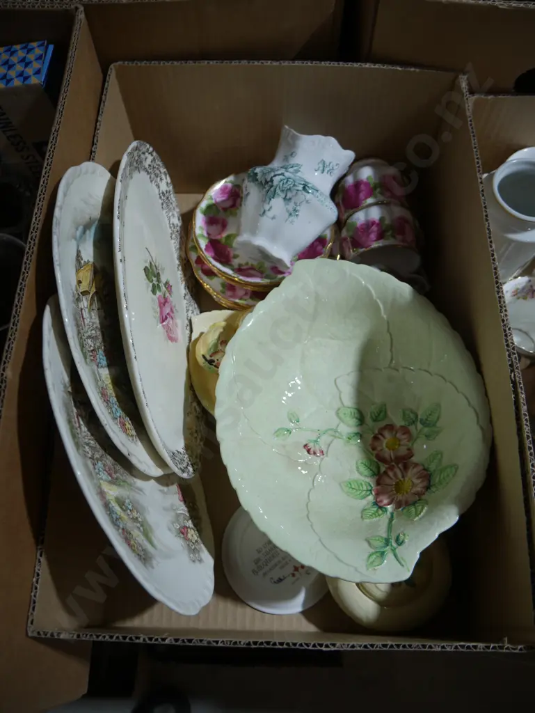 Assorted china Image 1++