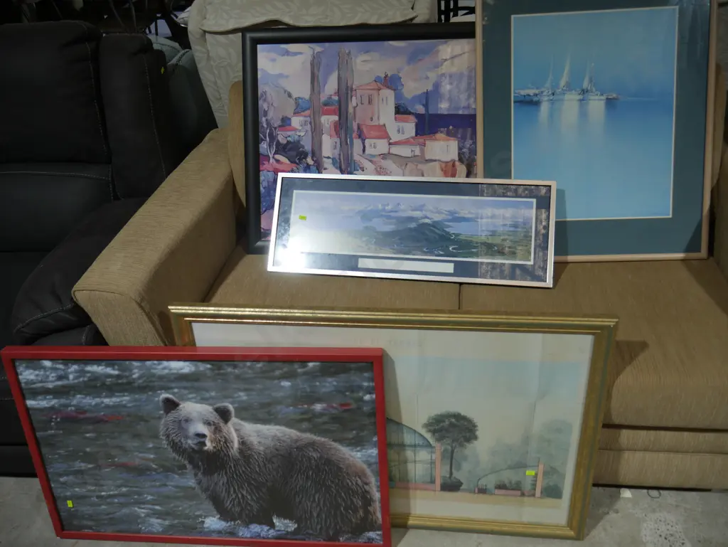 Assorted art Image 1++