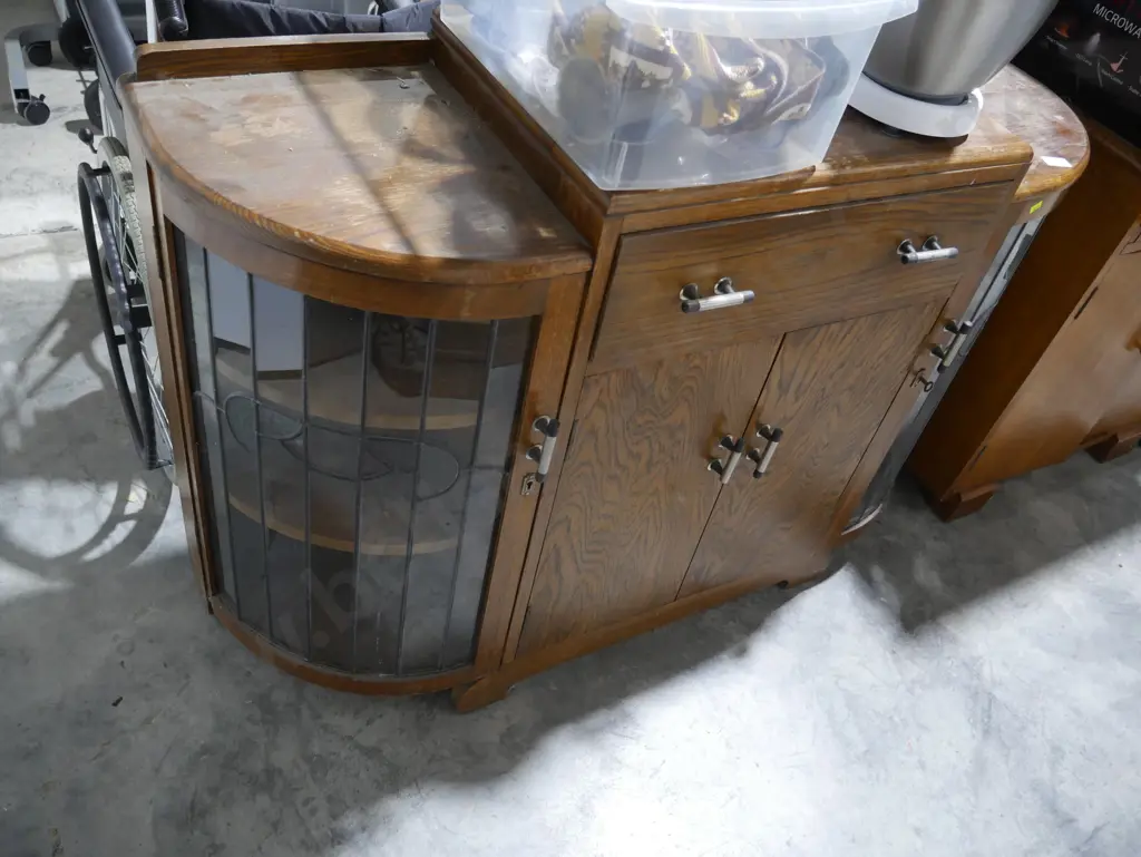Leadlight sideboard unit Image 1++
