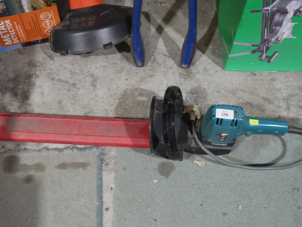 Metabo hedge trimmer Image 1++