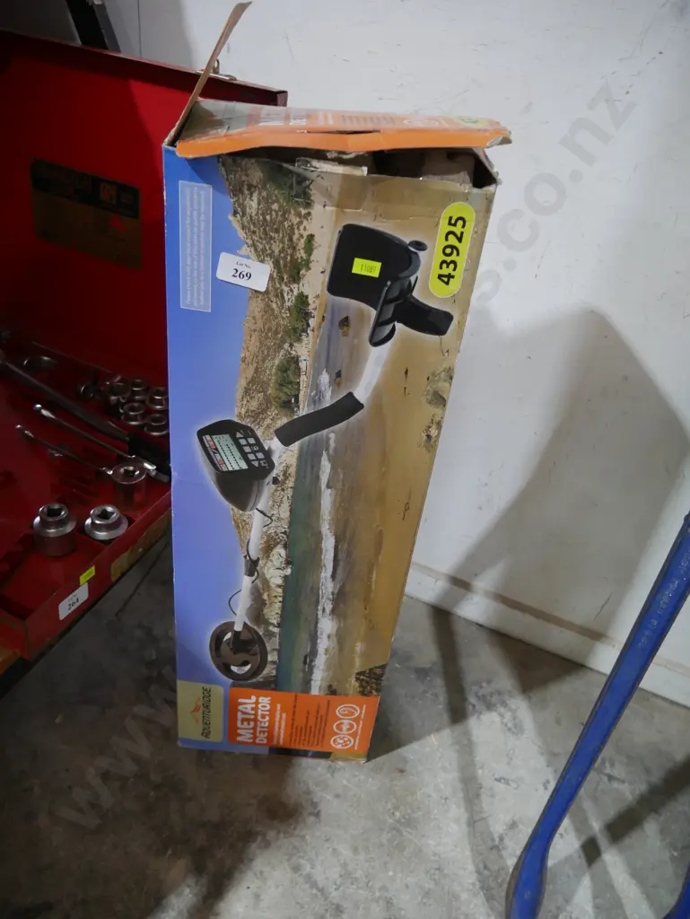 Metal detector Image 1++