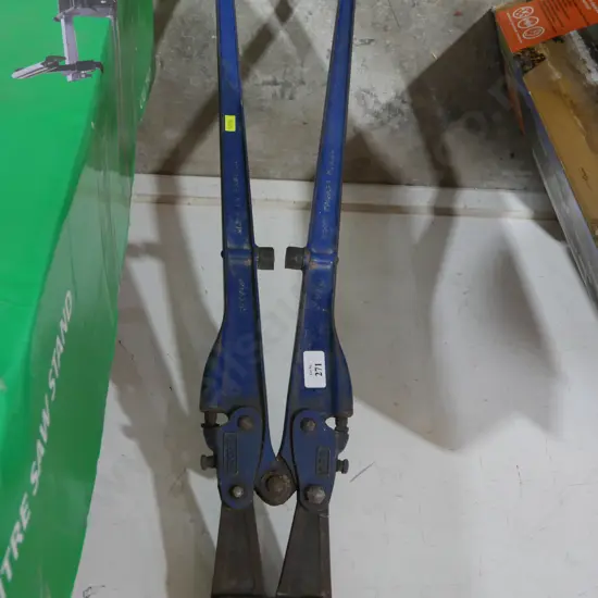 Record bolt cutter