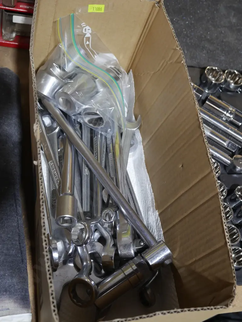 Assorted sockets, spanners etc Image 1++