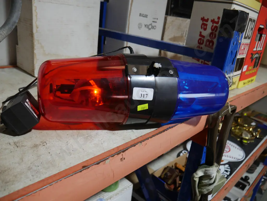 Red and blue flashing lights Image 1++