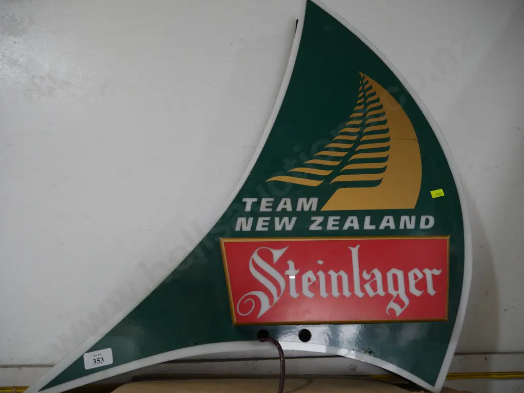 Steinlager team New Zealand illuminated sign Image 1++