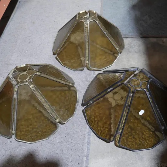 3 light shades