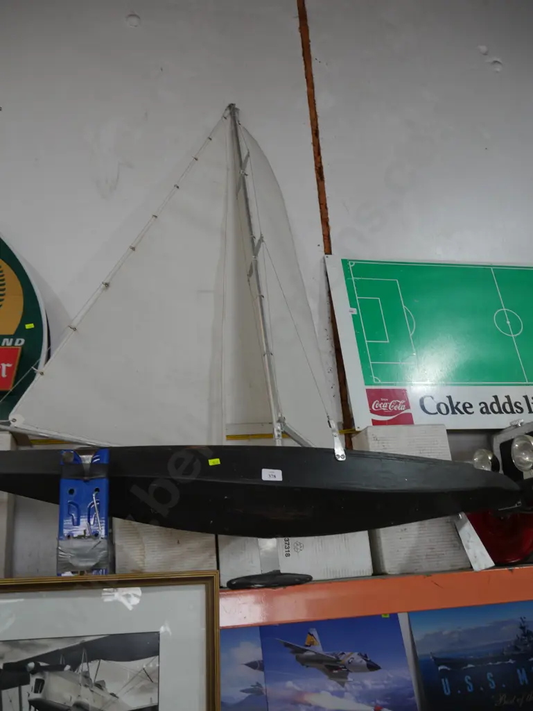 Model sailboat Image 1++